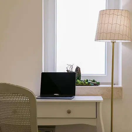 Amalia Near Rossio Square Gasthof 3*