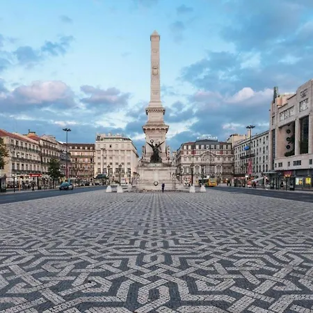 Amalia Near Rossio Square Lissabon