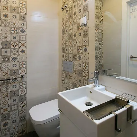 Amalia Near Rossio Square Πανσιόν Lisboa