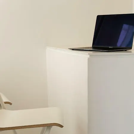 Amalia Near Rossio Square Lisboa