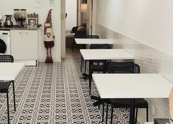 בית הארחה Amalia Near Rossio Square 3*