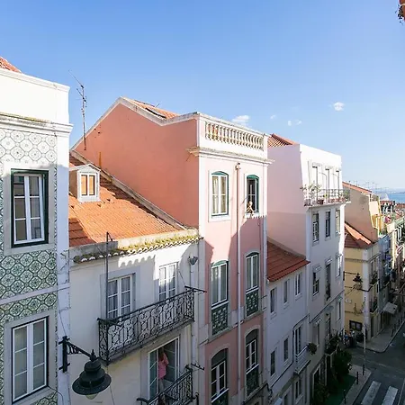 Amalia Near Rossio Square Guest house 3*