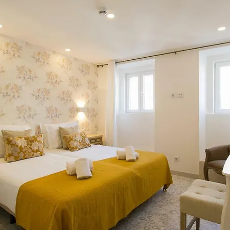 Πανσιόν Amalia Near Rossio Square 3*