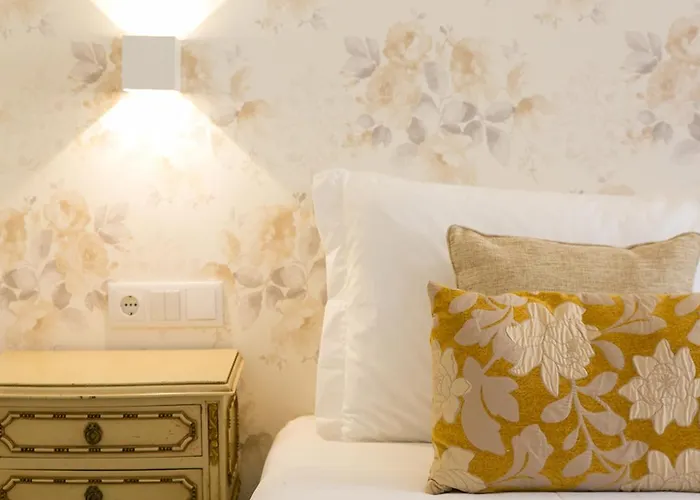 Amalia Near Rossio Square Pensionat 3*