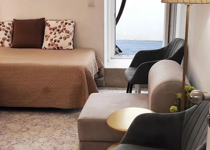 Pensionat Amalia Near Rossio Square 3*