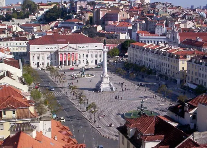 Πανσιόν Amalia Near Rossio Square